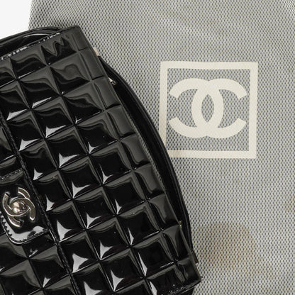 Chanel Chocolate Bar Aktentasche aus schwarzem Lackleder mit silberfarbener Hardware