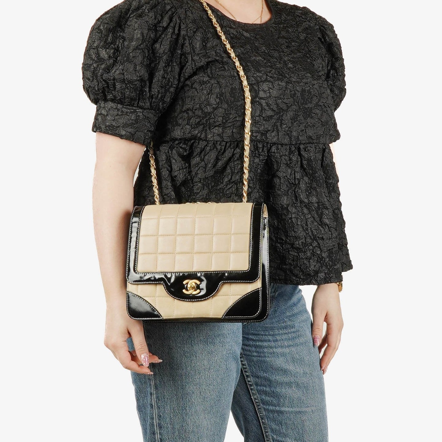 Chanel Chocolate Bar Single Flap Tasche aus Lammleder und Lackleder