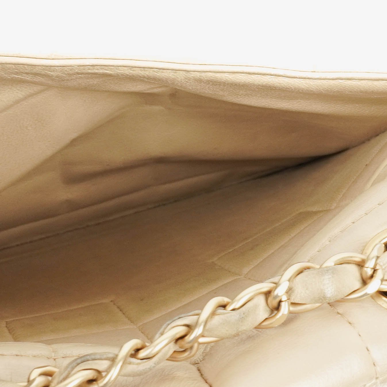 Chanel Chocolate Bar Single Flap Tasche aus Lammleder und Lackleder