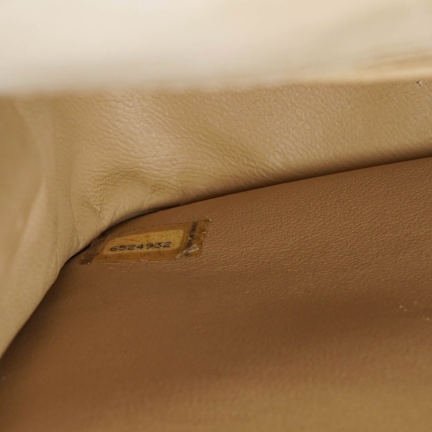 Chanel Chocolate Bar Single Flap Tasche aus Leder und Lackleder