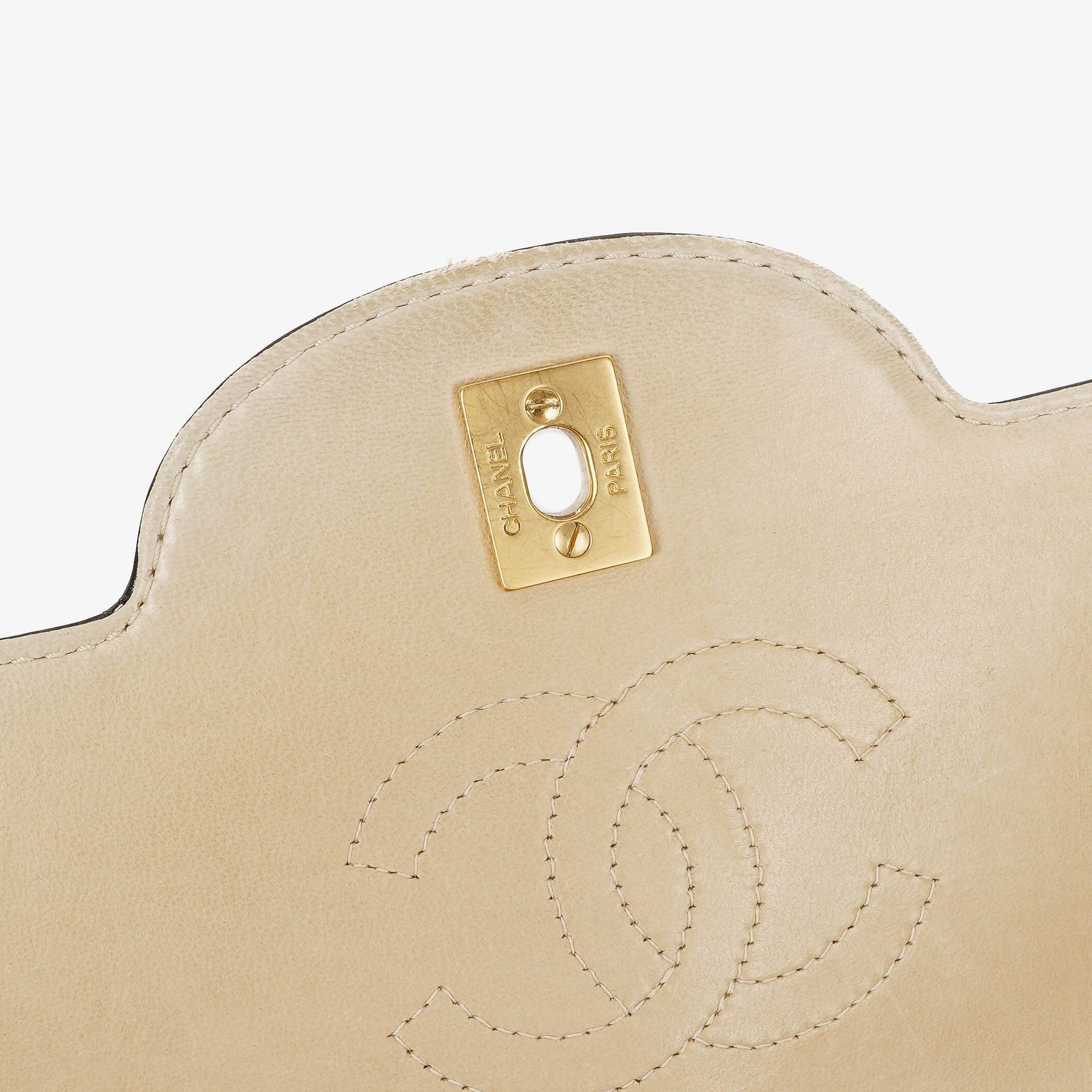 Chanel Chocolate Bar Single Flap Tasche aus Leder und Lackleder