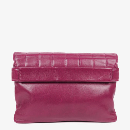 Chanel Chocolate Bar Klappentasche aus lila gestepptem Leder