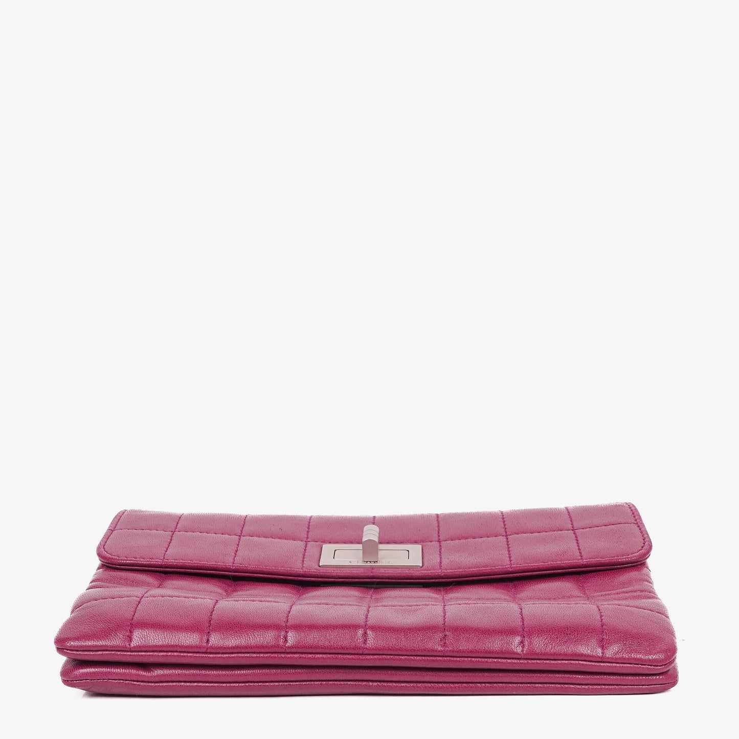 Chanel Chocolate Bar Klappentasche aus lila gestepptem Leder