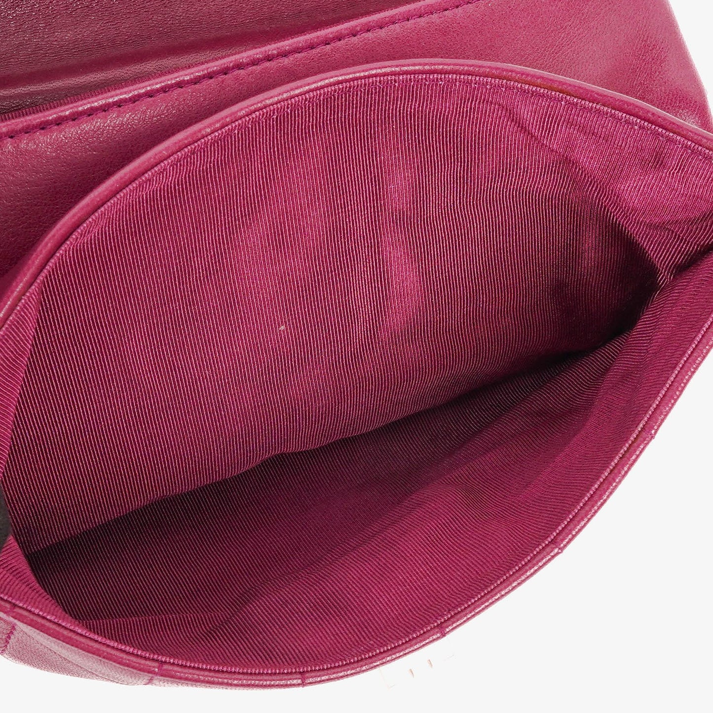 Chanel Chocolate Bar Klappentasche aus lila gestepptem Leder