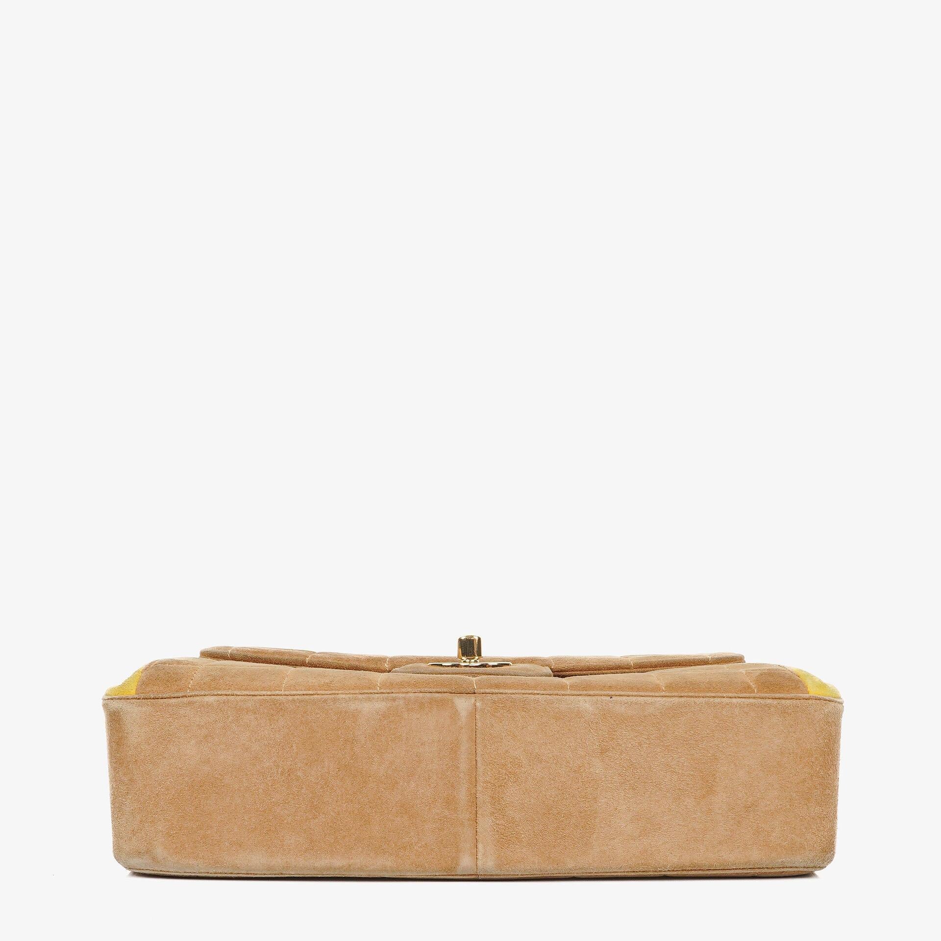 Chanel Chocolate Bar Gelb/Beige Wildleder Top-Handle Flap-Tasche