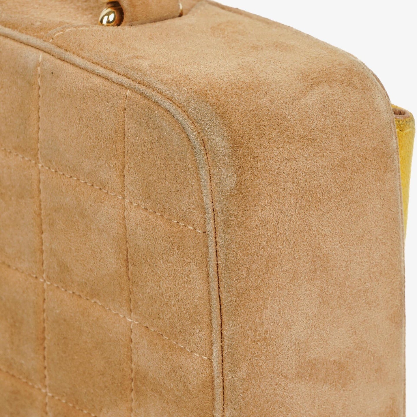 Chanel Chocolate Bar Gelb/Beige Wildleder Top-Handle Flap-Tasche