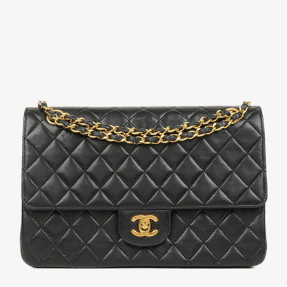 Chanel Classic Double Flap Tasche aus schwarzem gestepptem Lammleder mit 24K vergoldeter Hardware