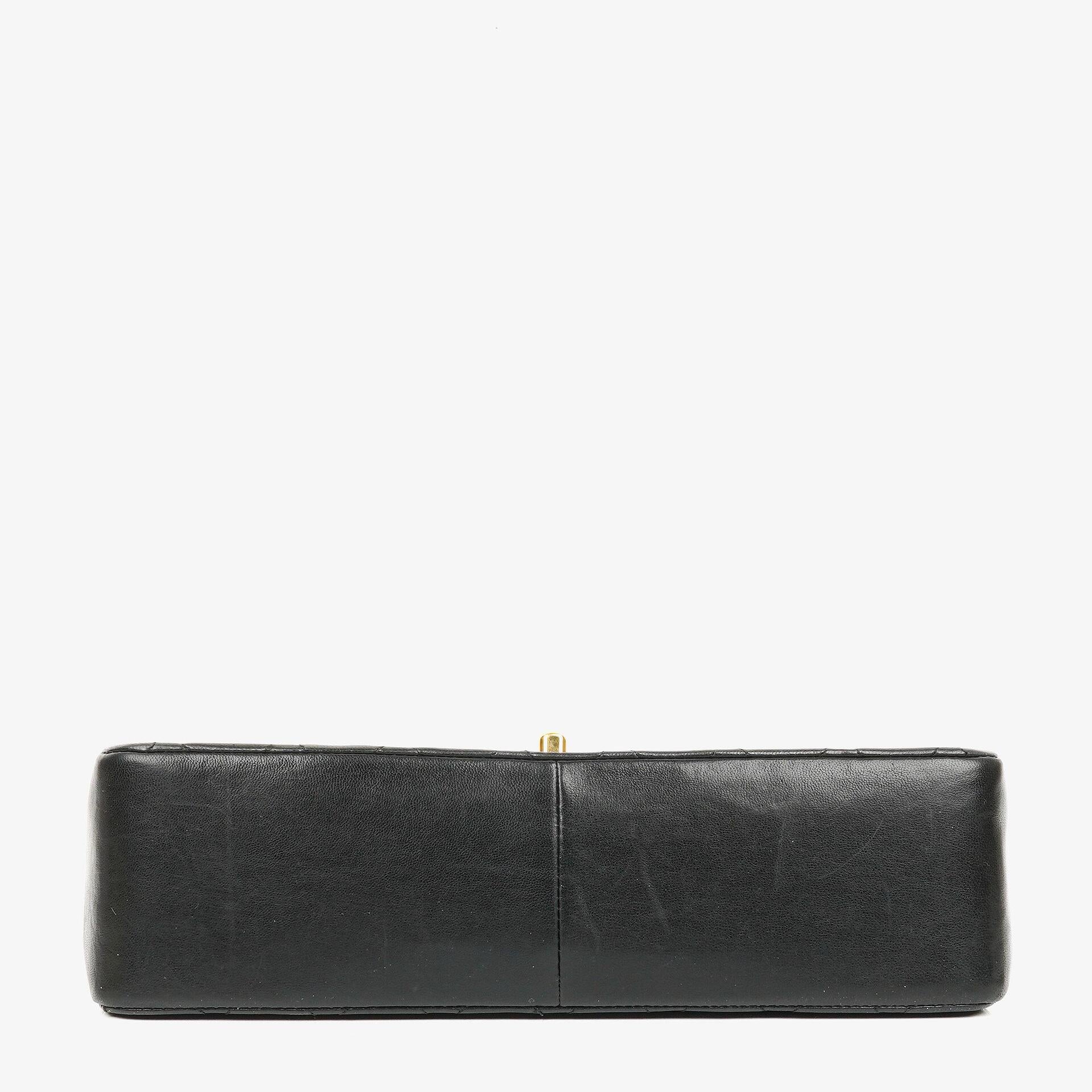 Chanel Classic Double Flap Tasche aus schwarzem gestepptem Lammleder mit 24K vergoldeter Hardware