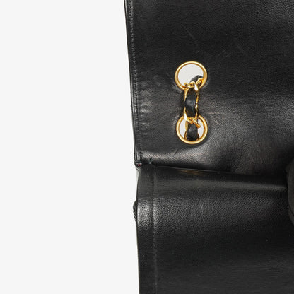 Chanel Classic Double Flap Tasche aus schwarzem gestepptem Lammleder mit 24K vergoldeter Hardware