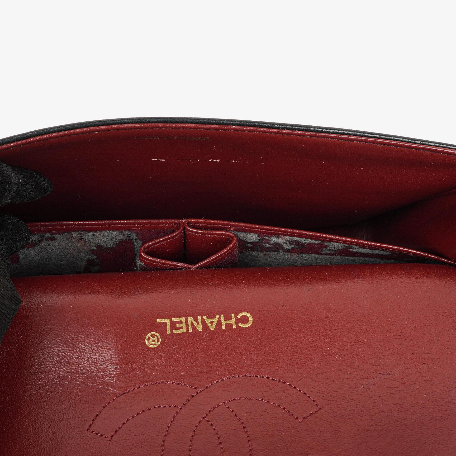 Chanel Classic Double Flap Tasche aus schwarzem gestepptem Lammleder mit 24K vergoldeter Hardware