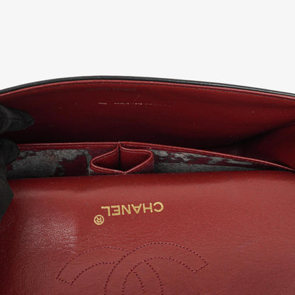 Chanel Classic Double Flap Tasche aus schwarzem gestepptem Lammleder mit 24K vergoldeter Hardware