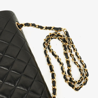CHANEL Classic Double Flap Tasche aus schwarzem gestepptem Lammleder mit 24K vergoldeter Hardware