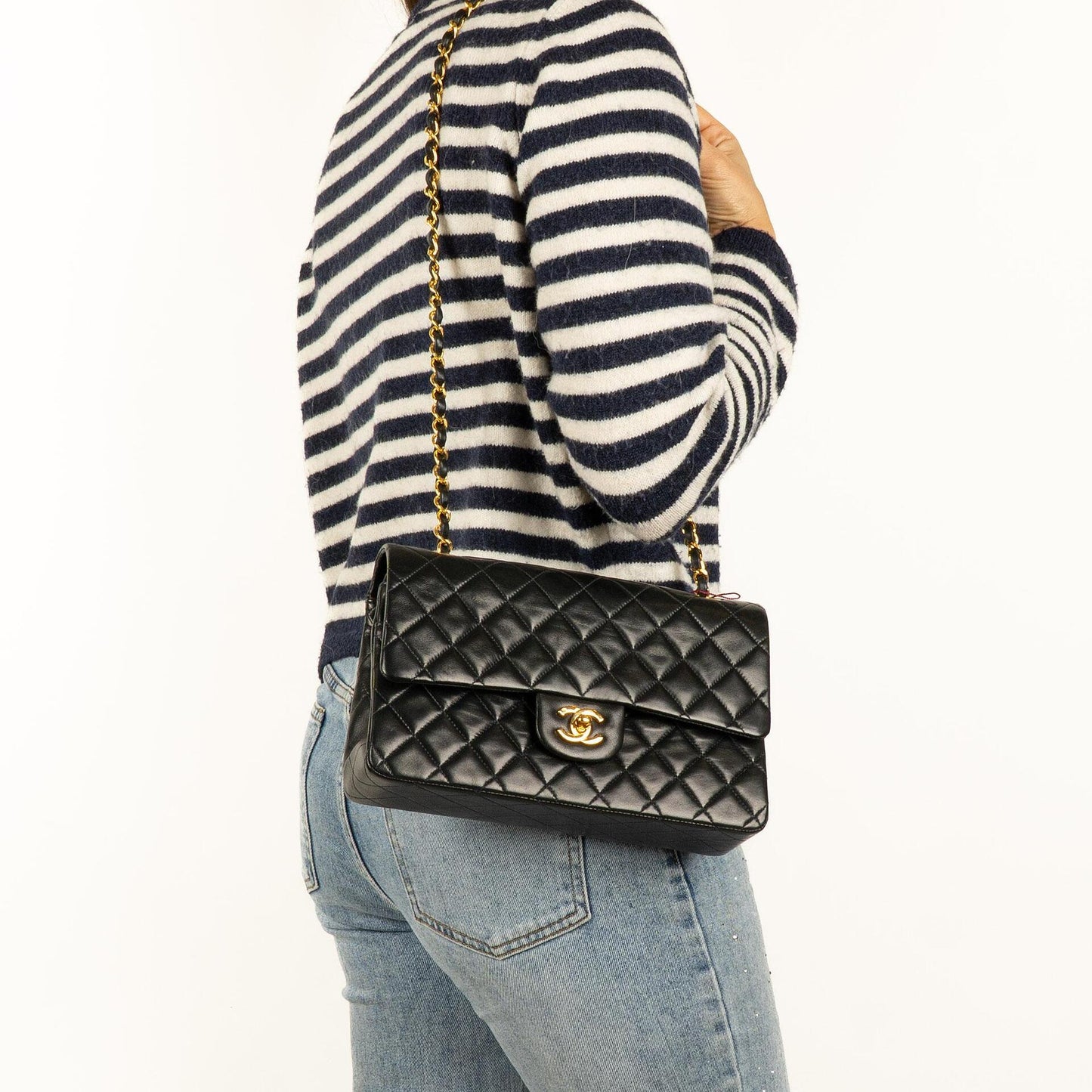CHANEL Classic Double Flap Tasche aus schwarzem gestepptem Lammleder mit 24K vergoldeter Hardware
