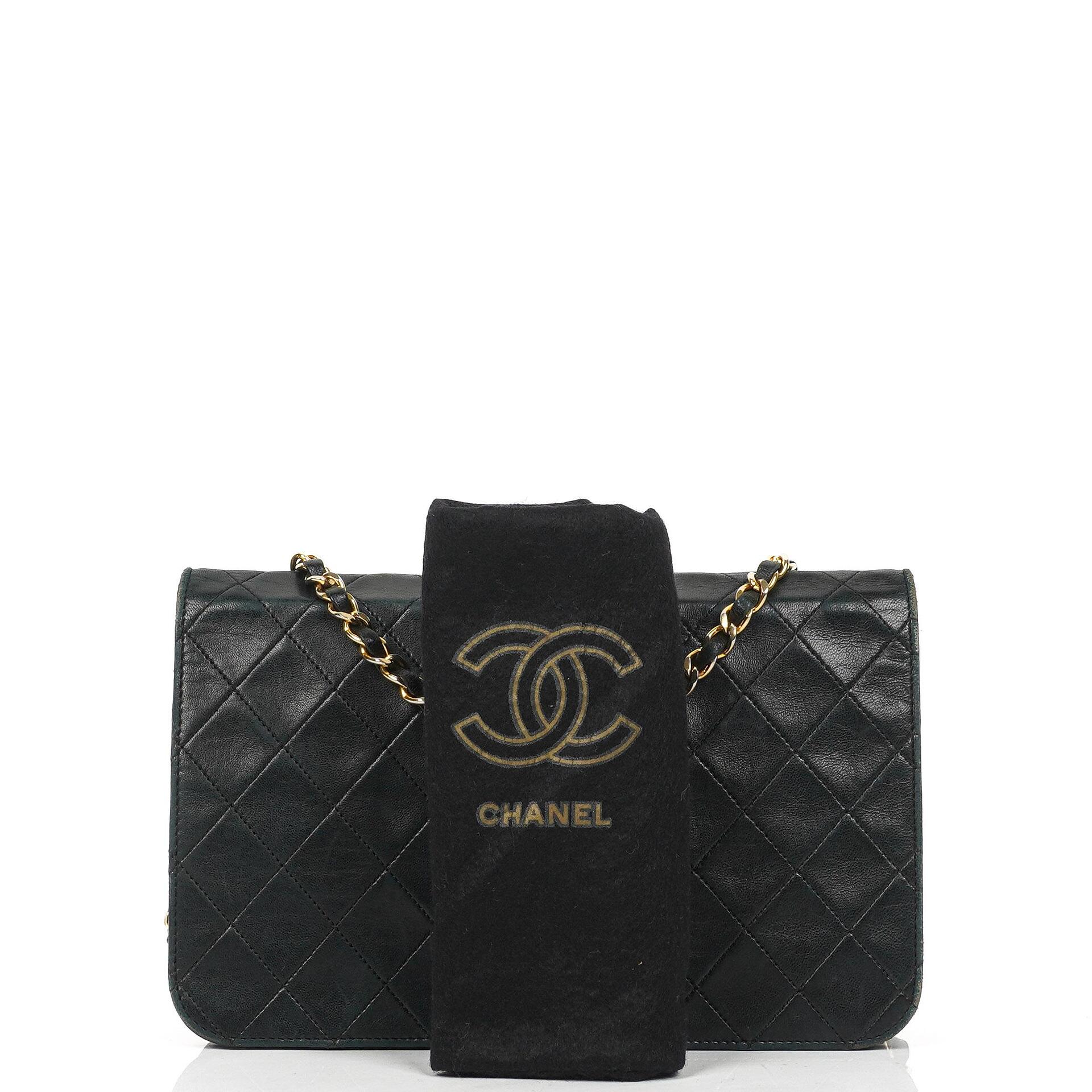 Chanel Classic schwarzes gestepptes Lammleder Full Flap Bag mit 24K goldplattierten Beschlägen