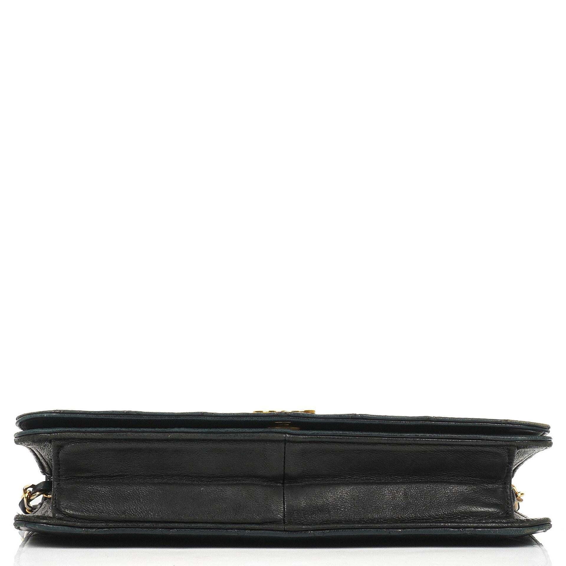 Chanel Classic schwarzes gestepptes Lammleder Full Flap Bag mit 24K goldplattierten Beschlägen