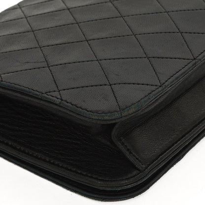 Chanel Classic schwarzes gestepptes Lammleder Full Flap Bag mit 24K goldplattierten Beschlägen