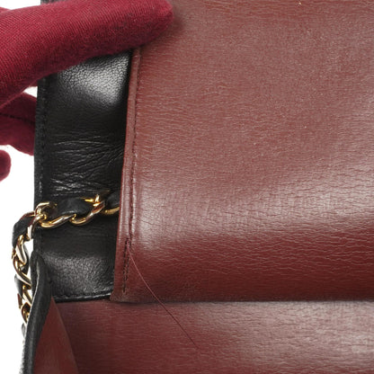 Chanel Classic schwarzes gestepptes Lammleder Full Flap Bag mit 24K goldplattierten Beschlägen