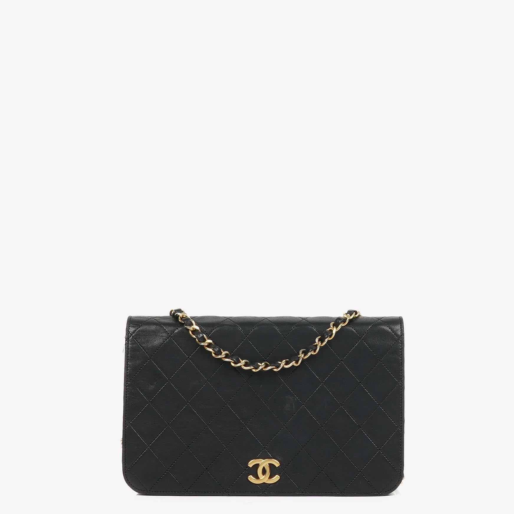 Chanel Classic Full Flap Bag Schwarz Gequiltetes Lammleder mit 24K Gold Hardware