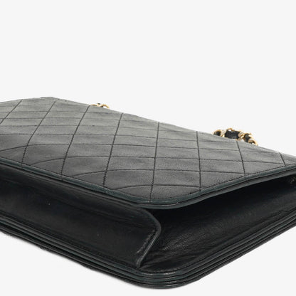 Chanel Classic Full Flap Bag Schwarz Gequiltetes Lammleder mit 24K Gold Hardware