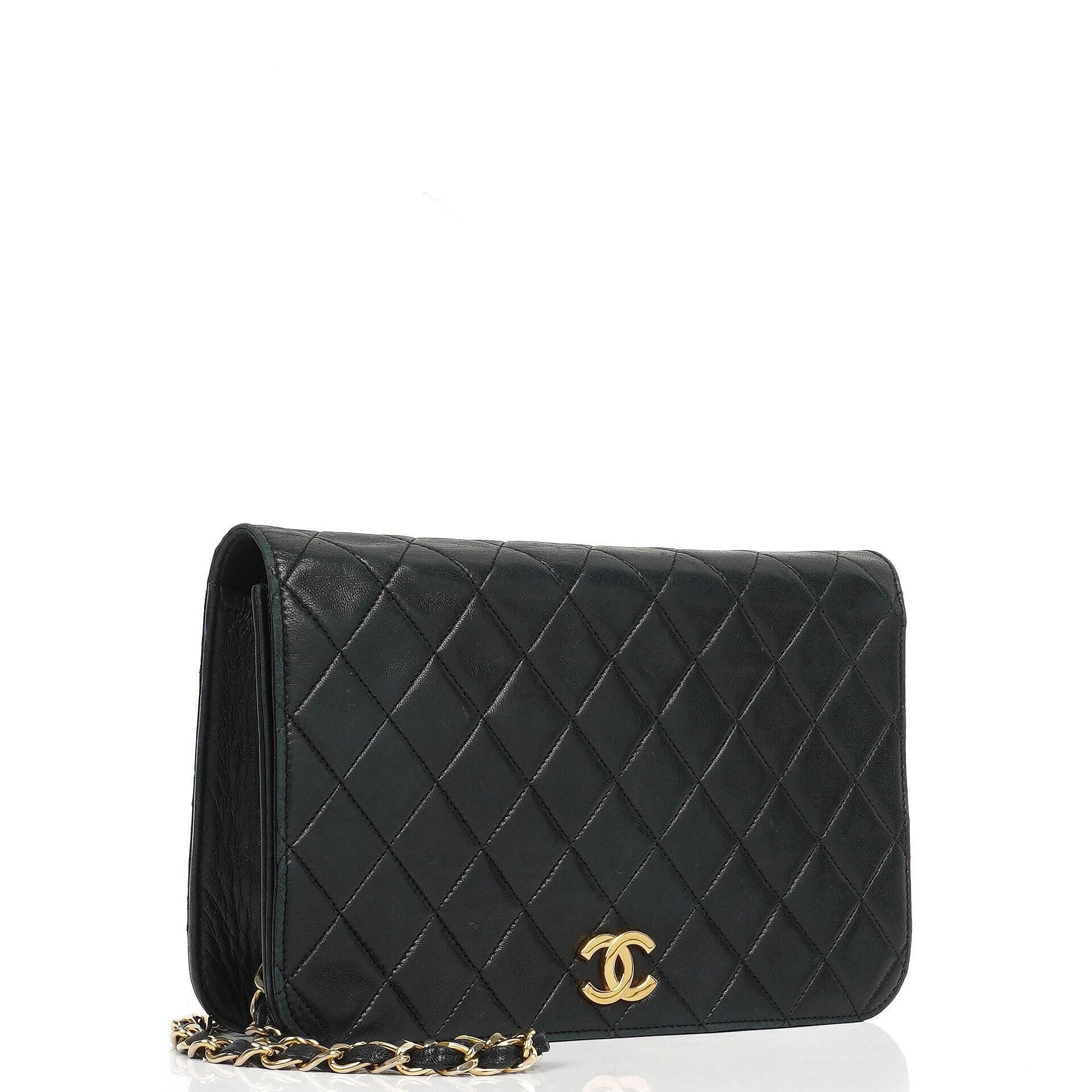 Chanel Classic Full Flap Tasche aus schwarzem gestepptem Lammleder mit 24K goldplattierten Beschlägen