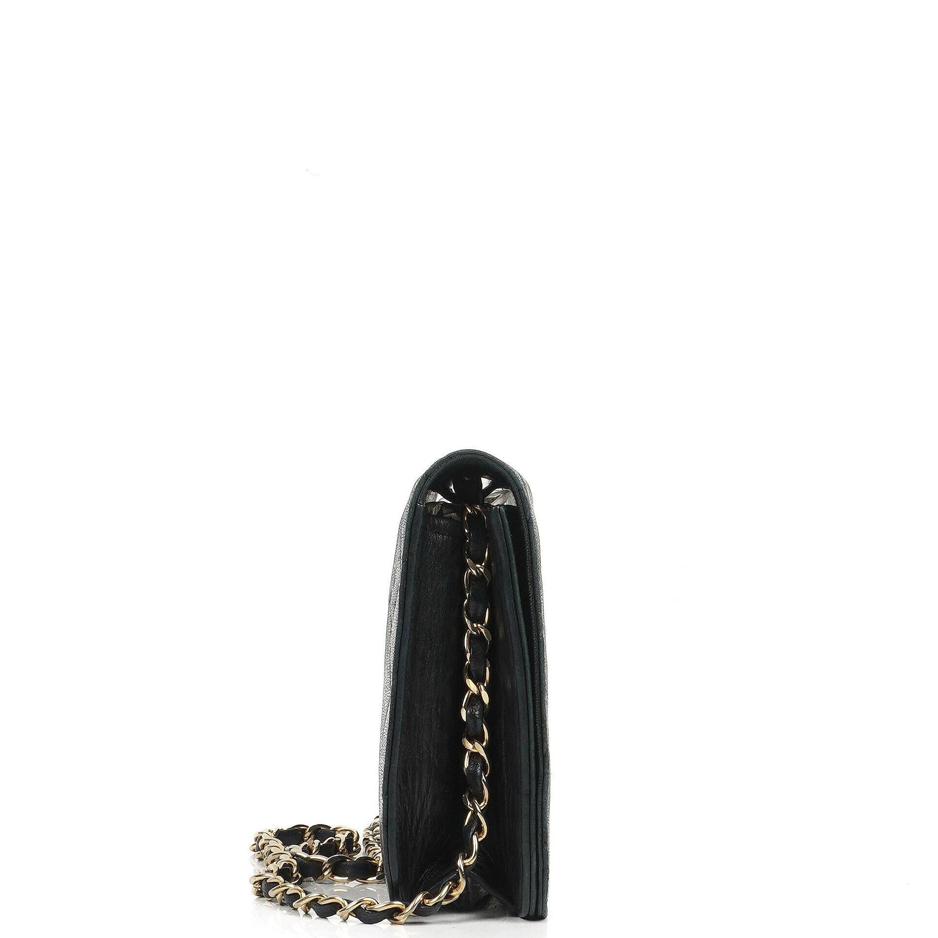 Chanel Classic Full Flap Tasche aus schwarzem gestepptem Lammleder mit 24K goldplattierten Beschlägen