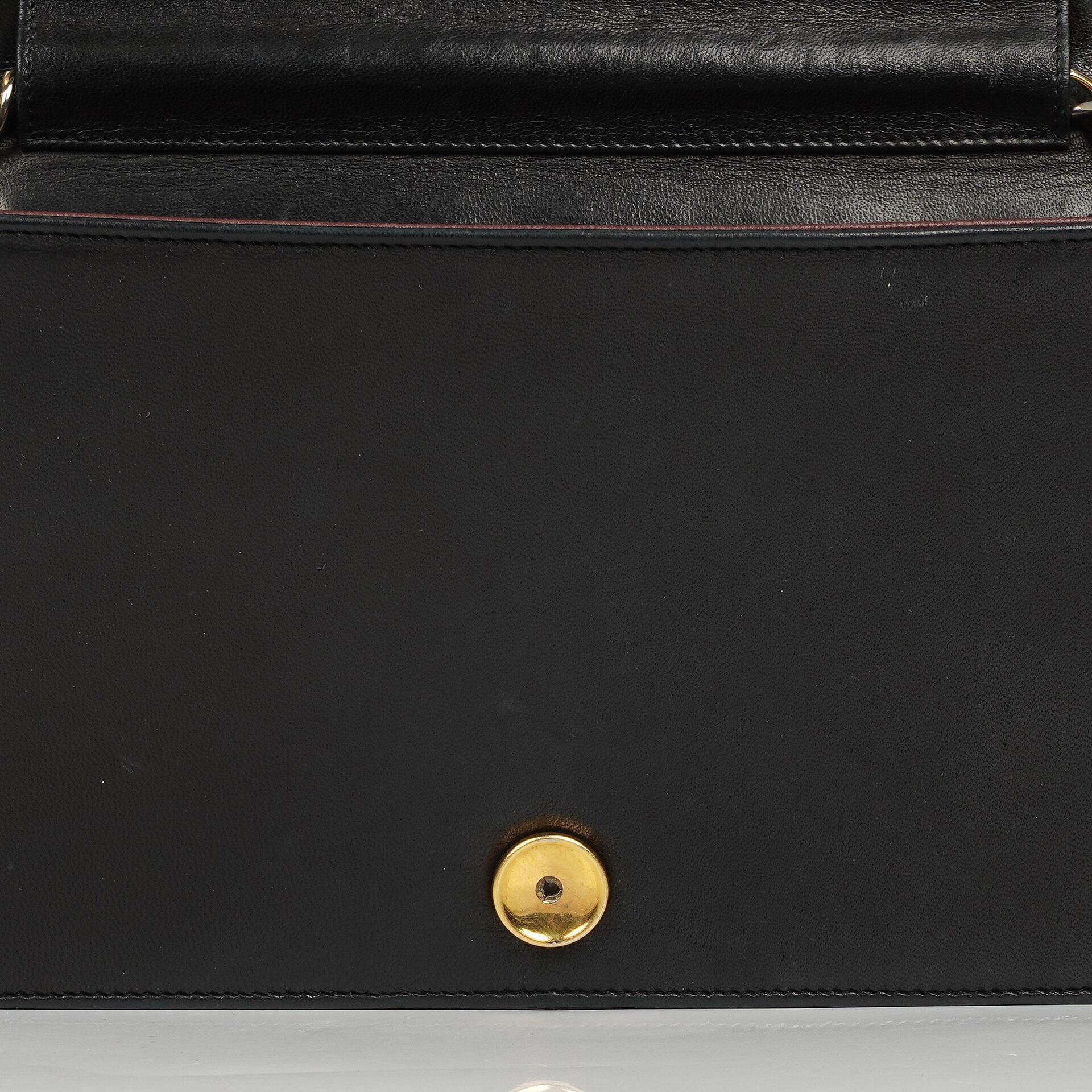 Chanel Classic Full Flap Tasche aus schwarzem gestepptem Lammleder mit 24K goldplattierten Beschlägen