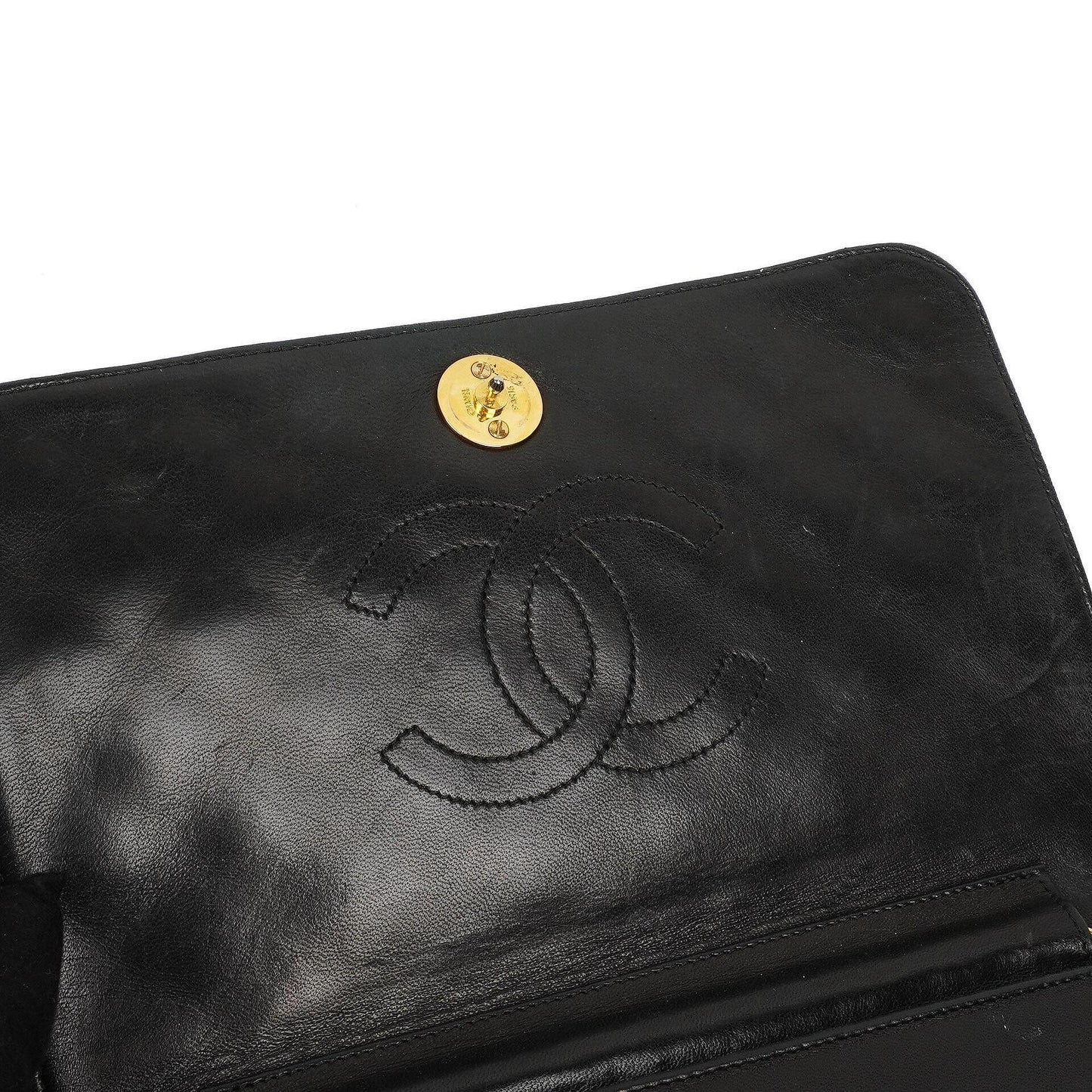 Chanel Classic Full Flap Tasche aus schwarzem gestepptem Lammleder mit 24K goldplattierten Beschlägen