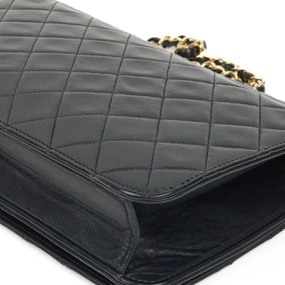 Chanel Classic Flap Bag aus schwarzem gestepptem Lammleder mit goldfarbener Hardware