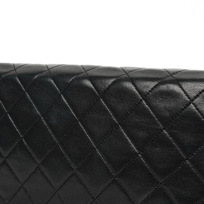 Chanel Classic Full Flap Bag Schwarz Gequiltetes Lammleder mit Gold Hardware