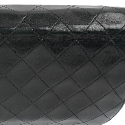 Chanel Classic Full Flap Tasche aus schwarzem gestepptem Lammleder mit 24K vergoldeten Beschlägen
