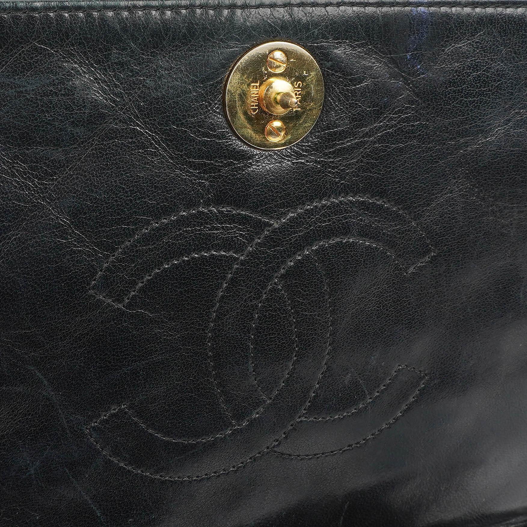 Chanel Classic Full Flap Tasche aus schwarzem gestepptem Lammleder mit 24K vergoldeten Beschlägen