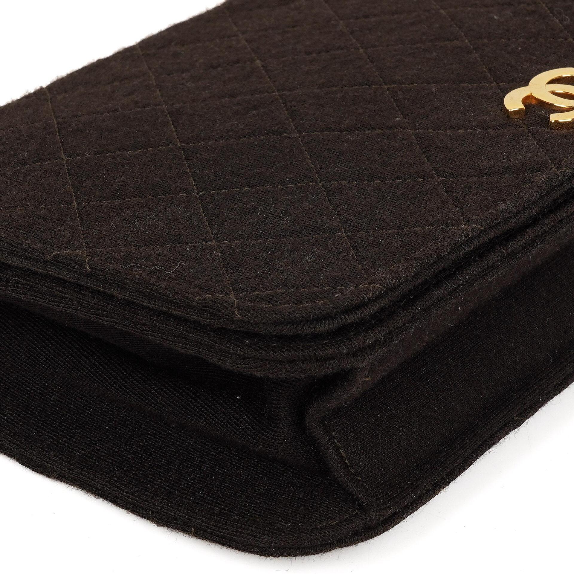 Chanel Classic Braune gesteppte Jersey Full Flap Tasche mit 24K Goldplattierten Beschlägen