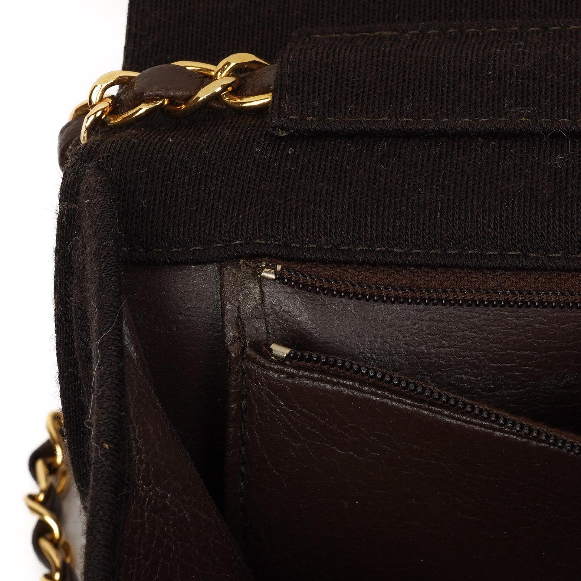 Chanel Classic Braune gesteppte Jersey Full Flap Tasche mit 24K Goldplattierten Beschlägen