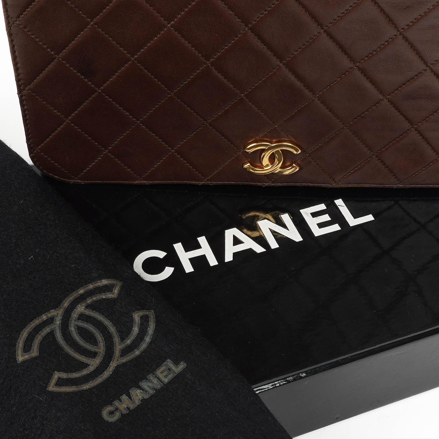 Chanel Classic Full Flap Bag Braun Gequiltetes Lammleder mit 24K Gold Hardware