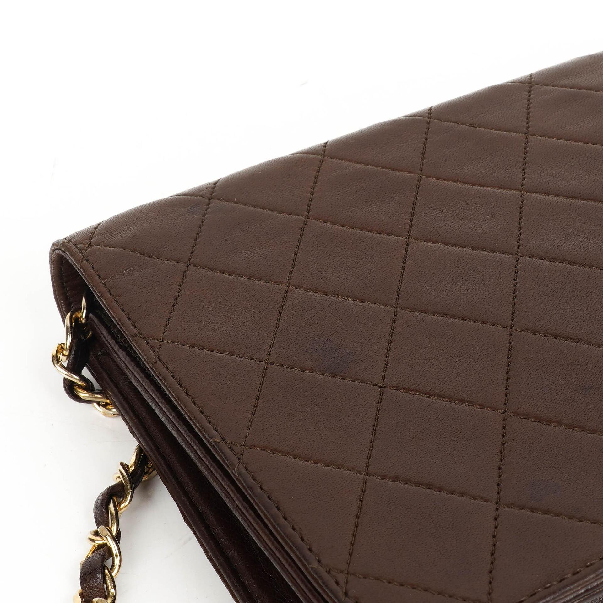 Chanel Classic Full Flap Bag Braun Gequiltetes Lammleder mit 24K Gold Hardware