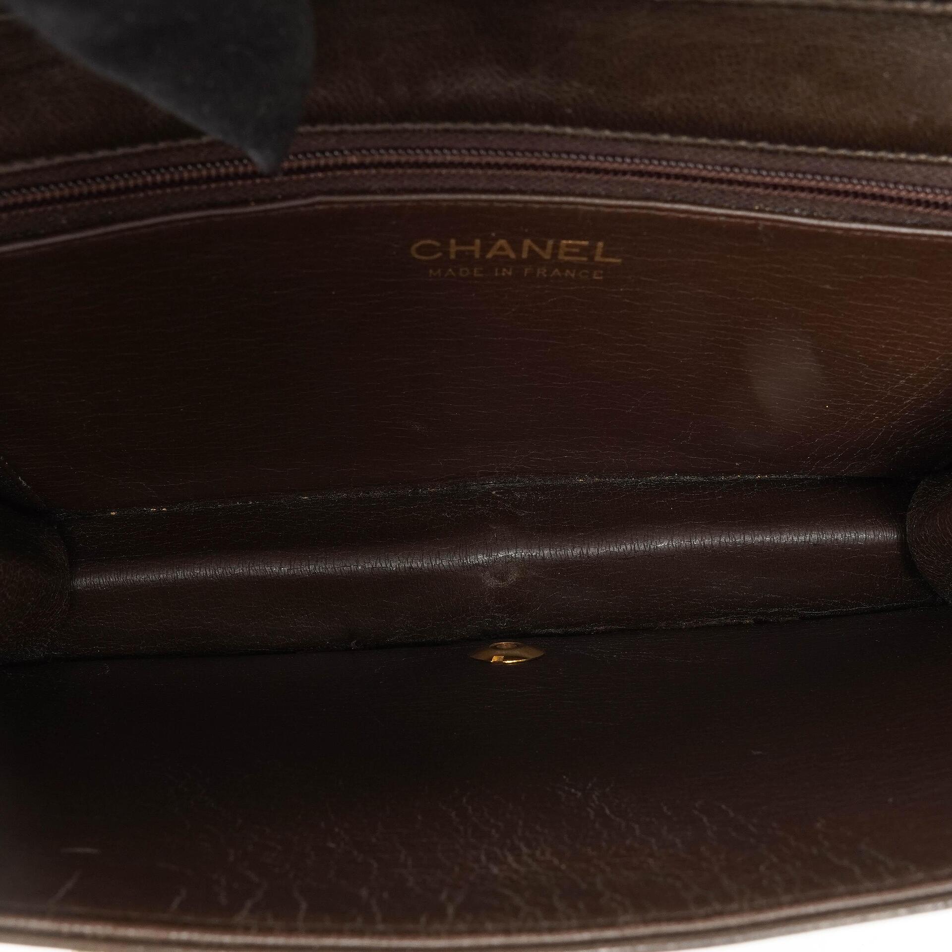 Chanel Classic Braune gesteppte Lammleder Full Flap Tasche mit Goldfarbenen Beschlägen