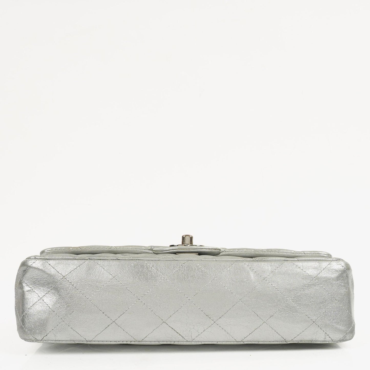 Chanel Classic Double Flap Tasche Metallic Silber Stepp-Lammleder mit silberfarbenen Beschlägen