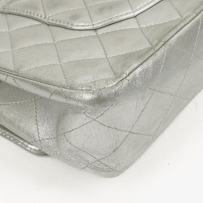 Chanel Classic Double Flap Tasche Metallic Silber Stepp-Lammleder mit silberfarbenen Beschlägen