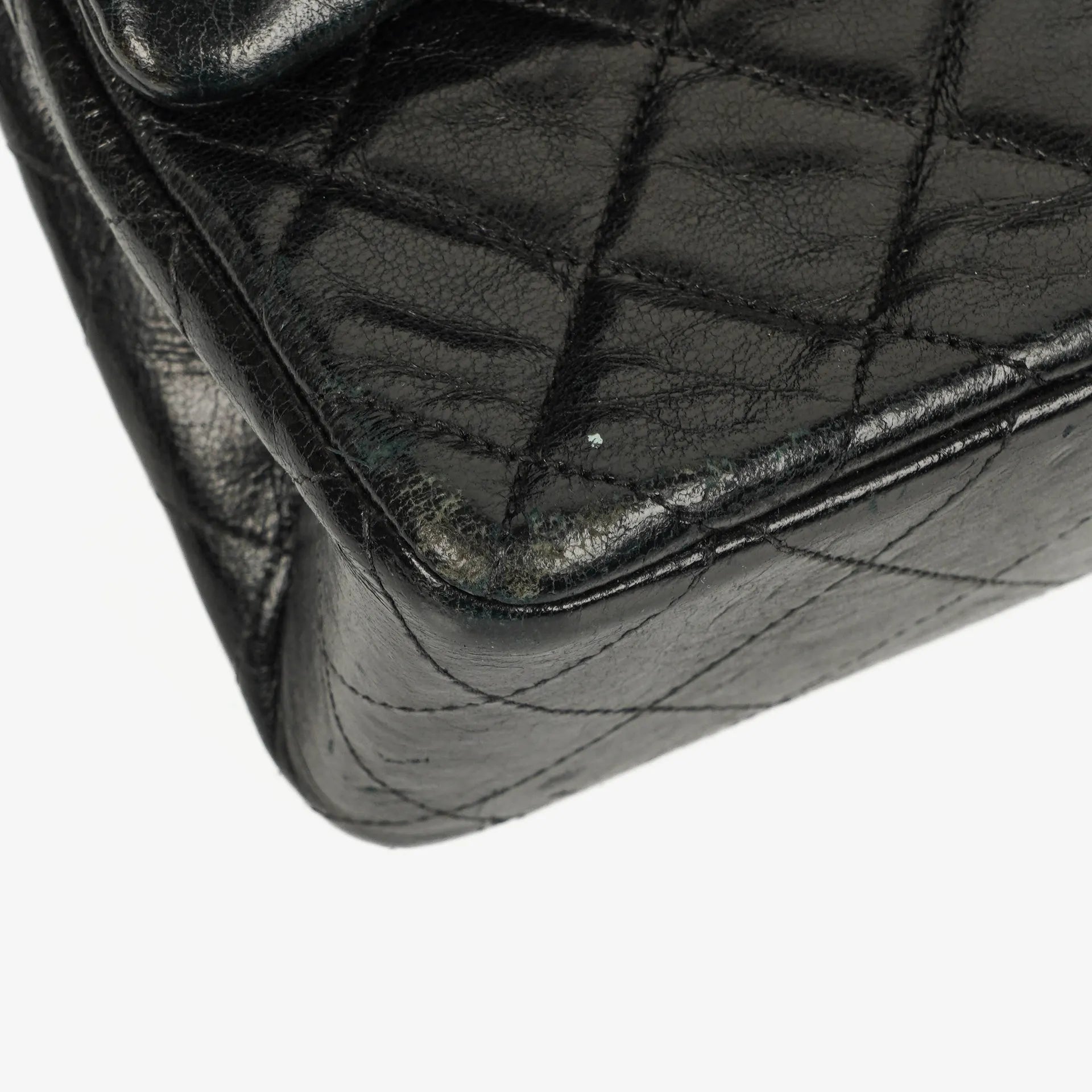 Chanel Classic Double Flap Tasche aus gestepptem Lammleder mit 24K vergoldeten Beschlägen