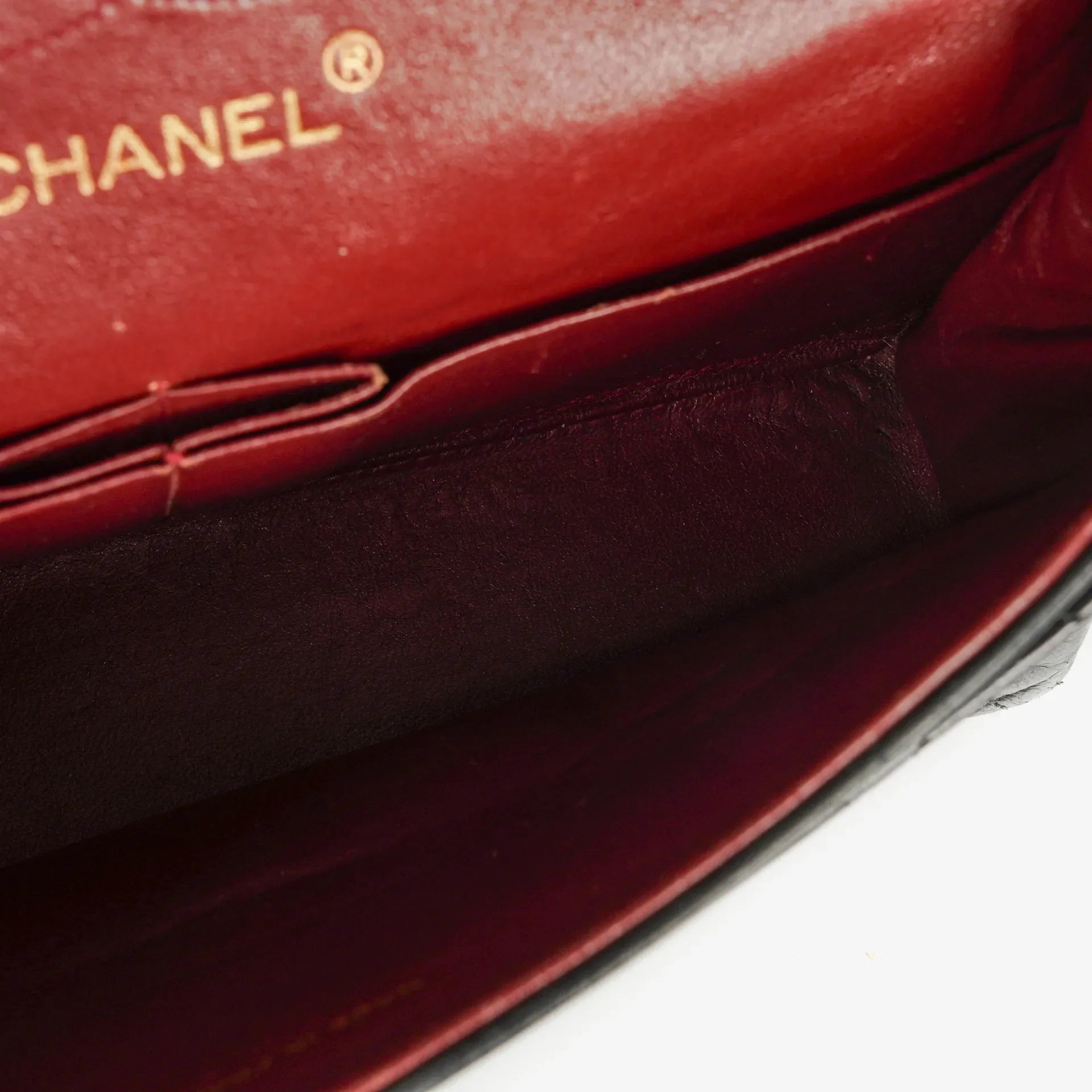 Chanel Classic Double Flap Tasche aus gestepptem Lammleder mit 24K vergoldeten Beschlägen