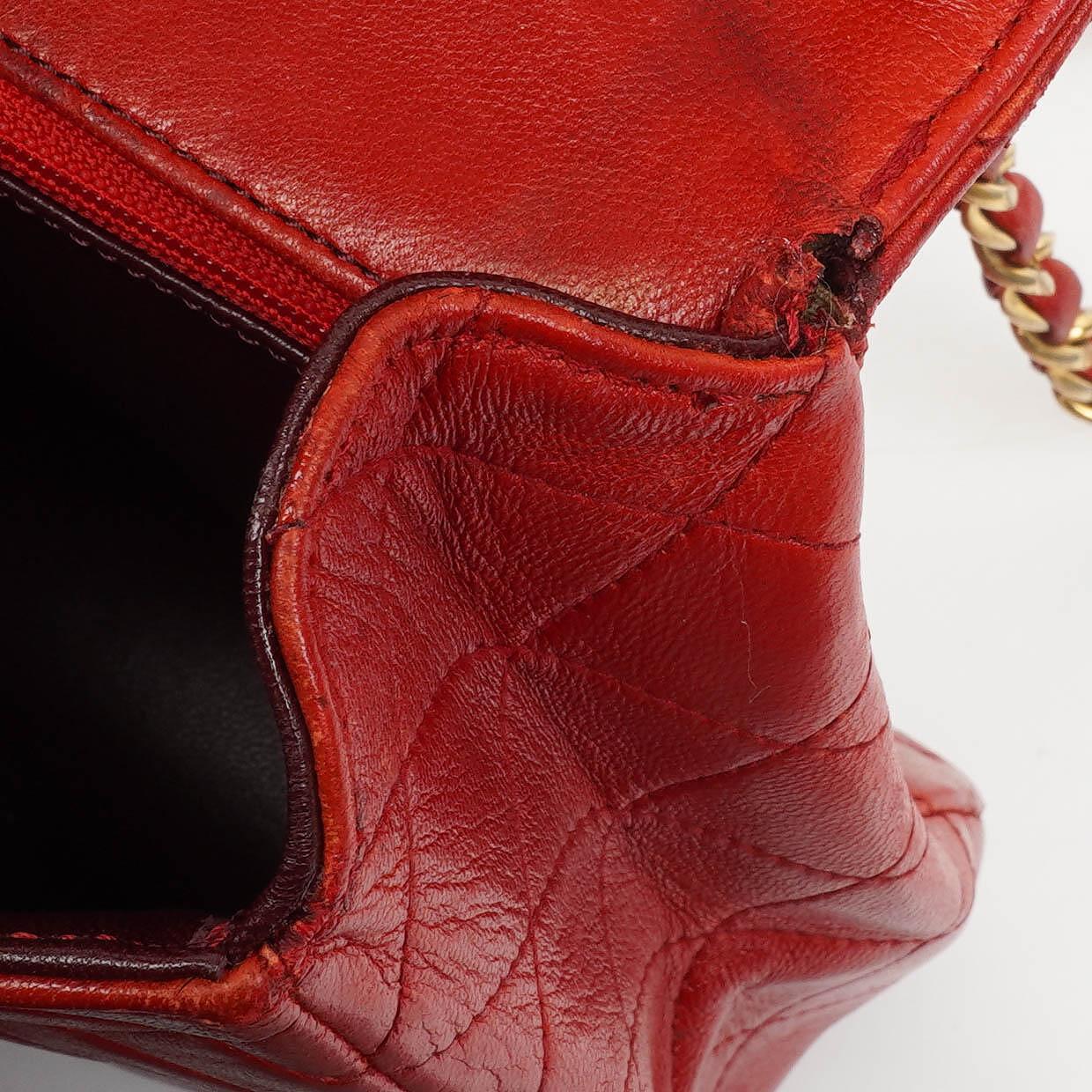 Chanel Classic Envelope Flap Bag Gequiltetes Lammleder Rot mit 24K Vergoldeter Hardware