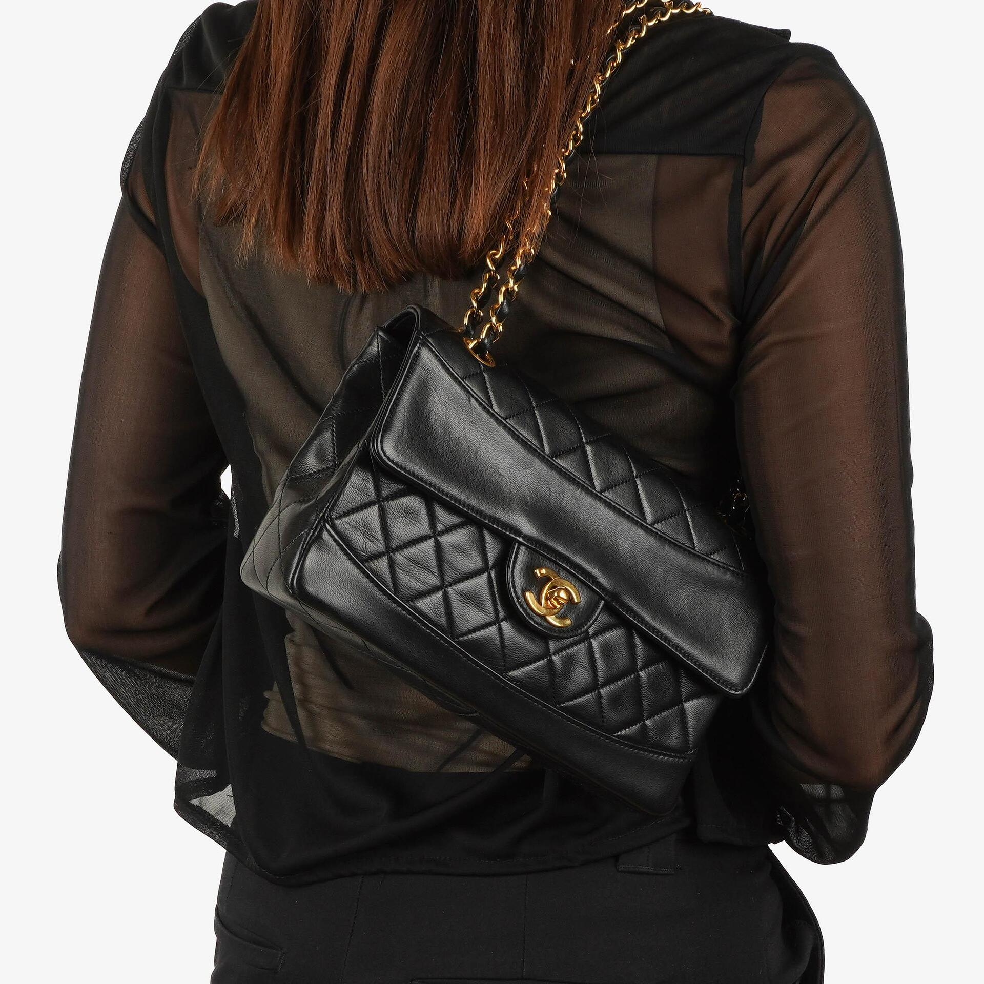 Chanel Classic Flap Bag aus Lammleder mit 24k goldplattierter Hardware