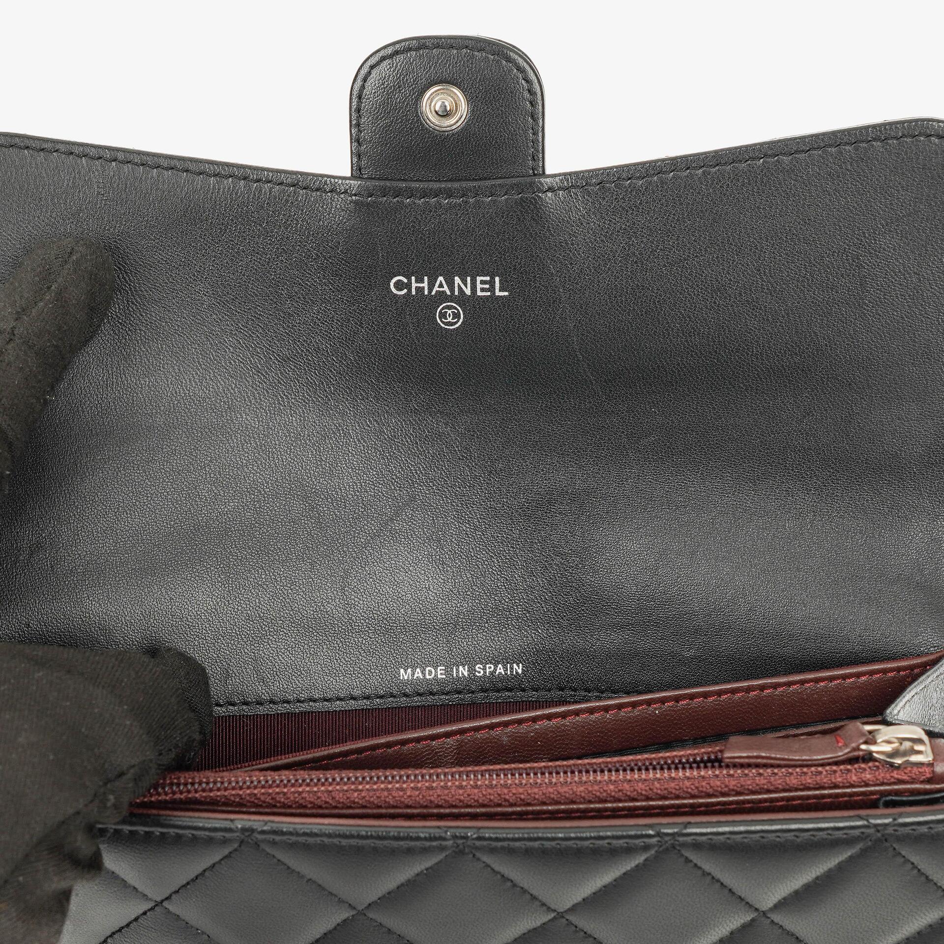 Chanel Classic Flap Geldbörse Schwarz Lammleder Steppung