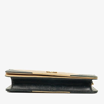 CHANEL Classic Full Flap Tasche aus beigem Leder mit Chevron-Steppung und 24K vergoldeter Hardware