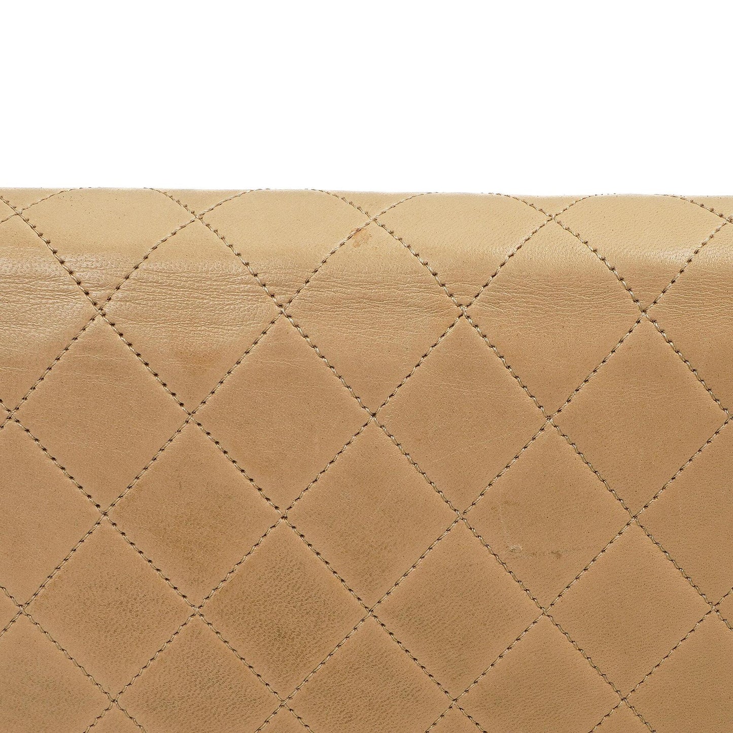 Chanel Classic Vollklapptasche Beige Gequiltetes Lammleder 24K Goldbeschichtetes Hardware