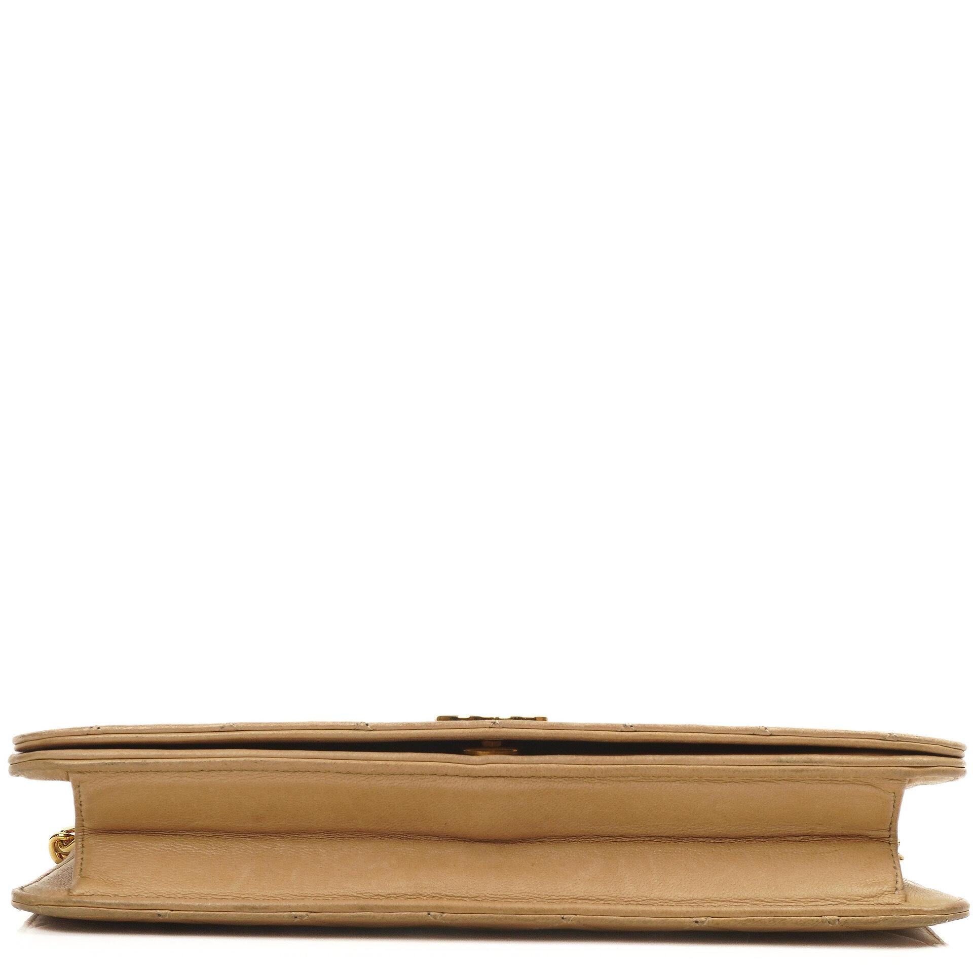 Chanel Classic Vollklapptasche Beige Gequiltetes Lammleder 24K Goldbeschichtetes Hardware