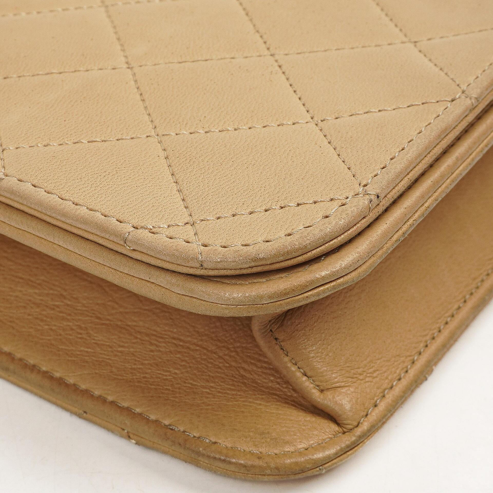 Chanel Classic Vollklapptasche Beige Gequiltetes Lammleder 24K Goldbeschichtetes Hardware