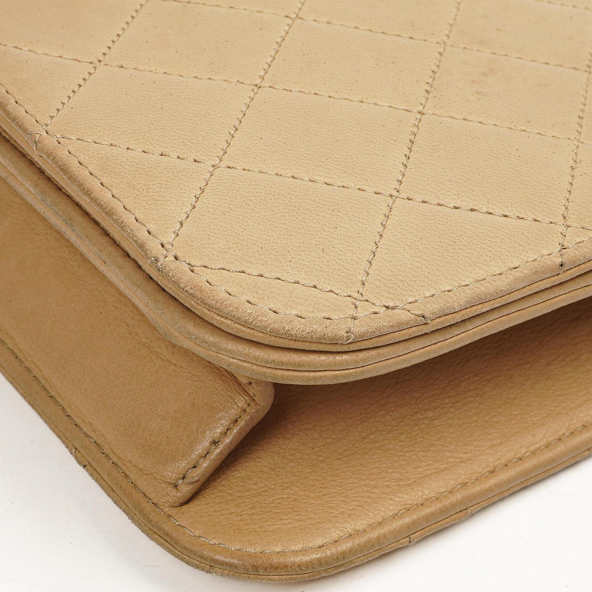 Chanel Classic Vollklapptasche Beige Gequiltetes Lammleder 24K Goldbeschichtetes Hardware