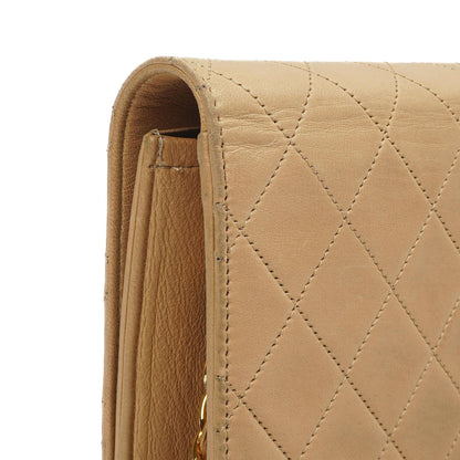 Chanel Classic Vollklapptasche Beige Gequiltetes Lammleder 24K Goldbeschichtetes Hardware