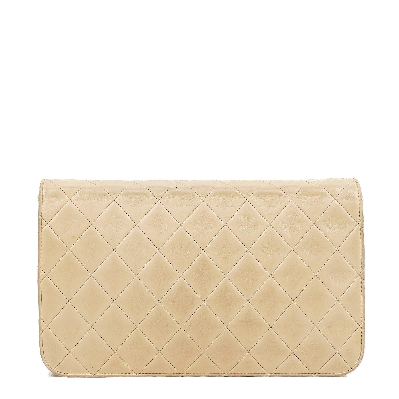 Chanel Classic Vollklapptasche Beige Gequiltetes Lammleder 24K Goldbeschichtetes Hardware